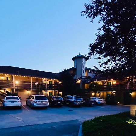 Coachman Inn Oak Harbor Εξωτερικό φωτογραφία