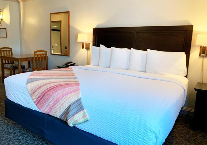 Coachman Inn Oak Harbor Εξωτερικό φωτογραφία