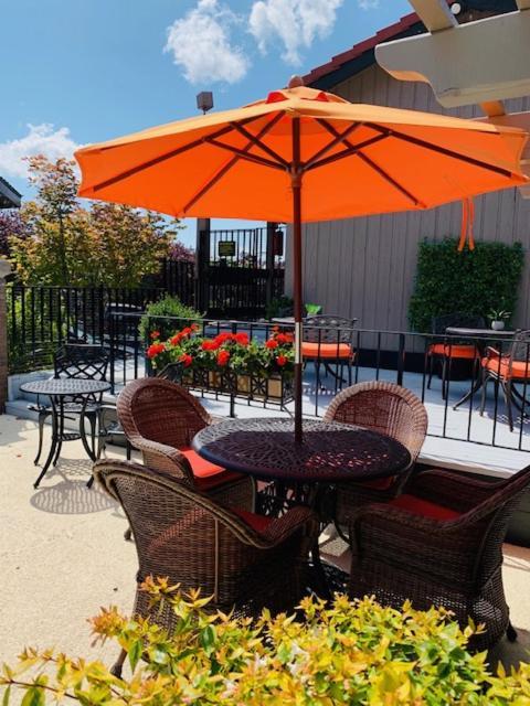 Coachman Inn Oak Harbor Εξωτερικό φωτογραφία