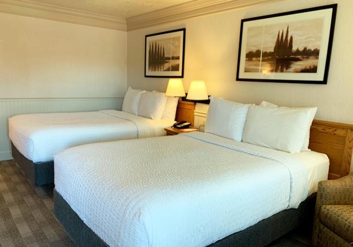 Coachman Inn Oak Harbor Εξωτερικό φωτογραφία
