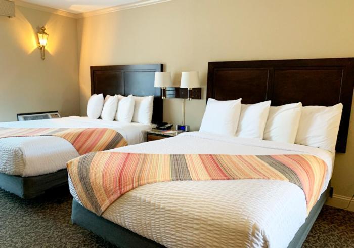 Coachman Inn Oak Harbor Εξωτερικό φωτογραφία