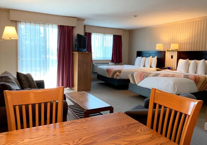 Coachman Inn Oak Harbor Εξωτερικό φωτογραφία