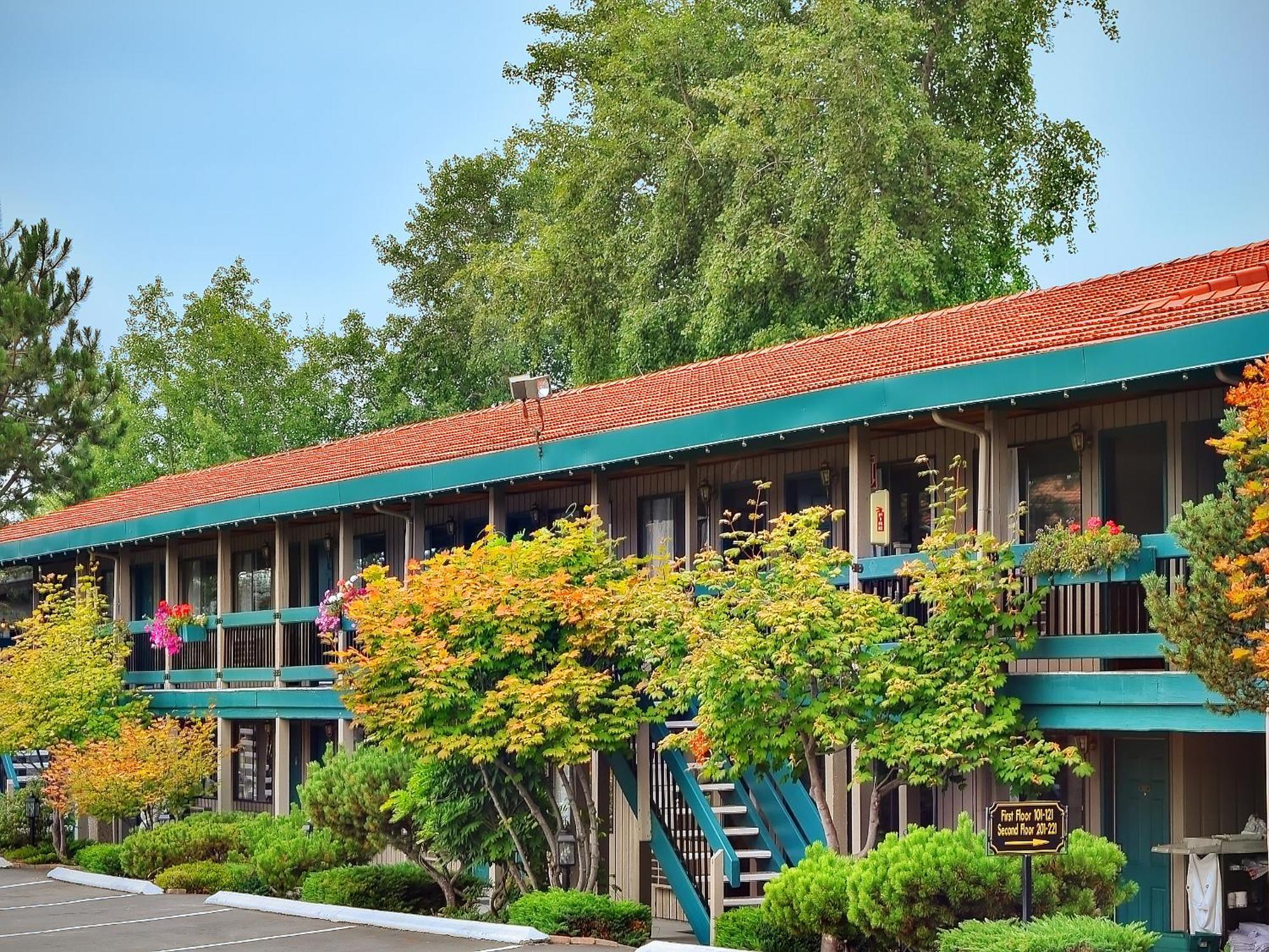 Coachman Inn Oak Harbor Εξωτερικό φωτογραφία